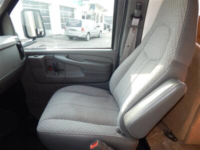 2008 Gulf Stream Euro Touring Cruiser M-5272   - Photo 37 - Angola, IN 46703