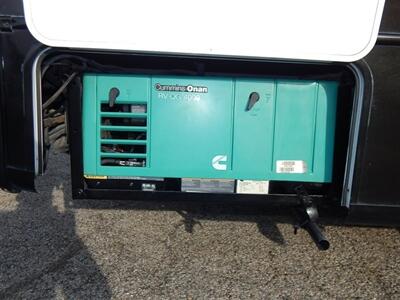 2008 Gulf Stream Euro Touring Cruiser M-5272   - Photo 9 - Angola, IN 46703