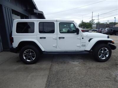 2019 Jeep Wrangler Unlimited Sahara  4wd - Photo 7 - Angola, IN 46703