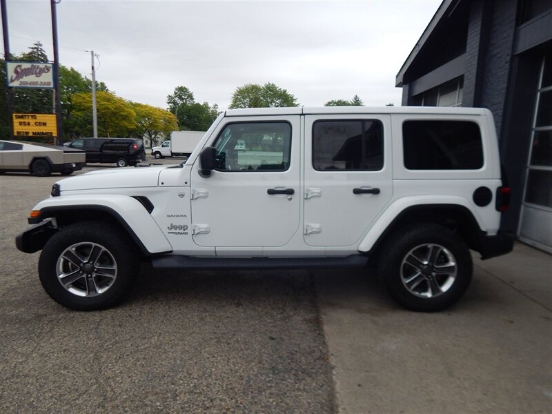 2019 Jeep Wrangler Sahara's photo