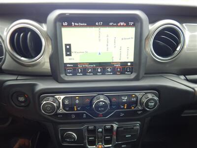 2019 Jeep Wrangler Unlimited Sahara  4wd - Photo 30 - Angola, IN 46703