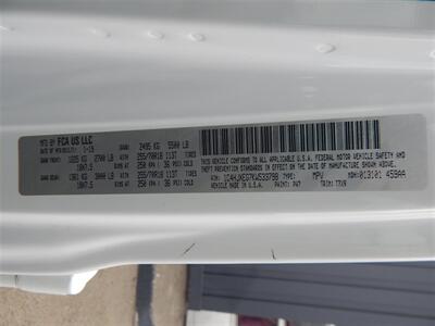 2019 Jeep Wrangler Unlimited Sahara  4wd - Photo 24 - Angola, IN 46703