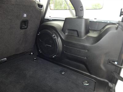 2019 Jeep Wrangler Unlimited Sahara  4wd - Photo 14 - Angola, IN 46703