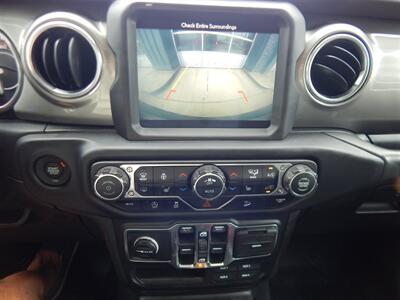 2019 Jeep Wrangler Unlimited Sahara  4wd - Photo 29 - Angola, IN 46703
