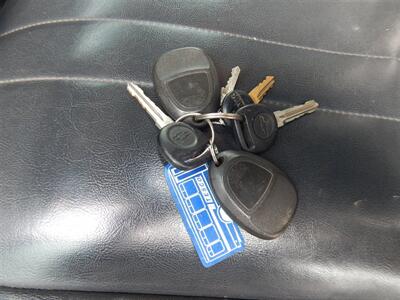 2010 Chevrolet Express 3500  Turtle Top - Photo 33 - Angola, IN 46703