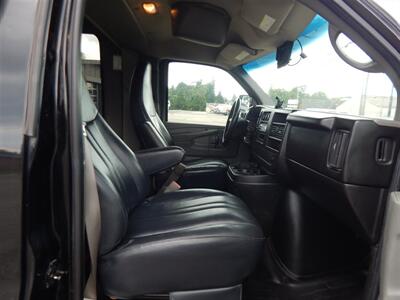 2010 Chevrolet Express 3500  Turtle Top - Photo 18 - Angola, IN 46703