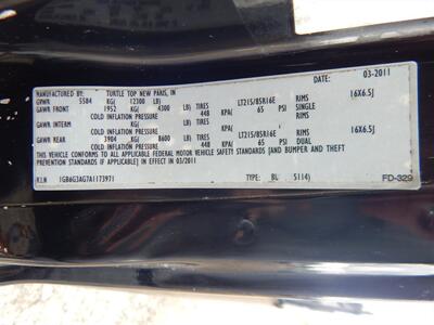 2010 Chevrolet Express 3500  Turtle Top - Photo 21 - Angola, IN 46703