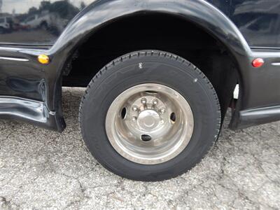 2010 Chevrolet Express 3500  Turtle Top - Photo 13 - Angola, IN 46703