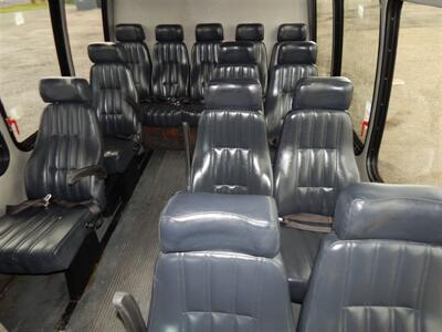 2010 Chevrolet Express 3500  Turtle Top - Photo 30 - Angola, IN 46703