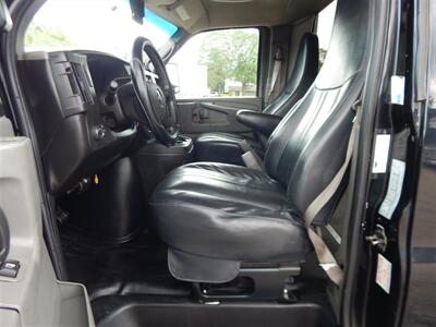 2010 Chevrolet Express 3500  Turtle Top - Photo 20 - Angola, IN 46703