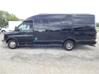 2010 Chevrolet Express 3500  Turtle Top - Photo 1 - Angola, IN 46703