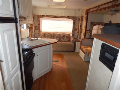 2007 Keystone Outback 27RLS   - Photo 27 - Angola, IN 46703