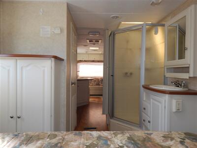 2007 Keystone Outback 27RLS   - Photo 23 - Angola, IN 46703