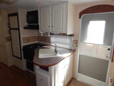 2007 Keystone Outback 27RLS   - Photo 17 - Angola, IN 46703