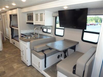 2022 Coachmen Pursuit 31bhp  Bunkhouse - Photo 27 - Angola, IN 46703