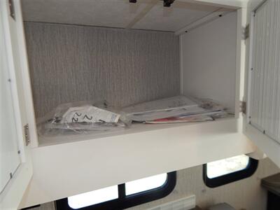 2022 Coachmen Pursuit 31bhp  Bunkhouse - Photo 38 - Angola, IN 46703