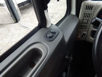 2014 International Durastar 4300 MAXXFORCE  Box Truck - Photo 25 - Angola, IN 46703