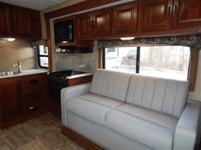 2016 Forest River SunSeeker 3170DS  Bunkhouse - Photo 38 - Angola, IN 46703