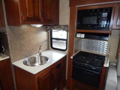 2016 Forest River SunSeeker 3170DS  Bunkhouse - Photo 41 - Angola, IN 46703