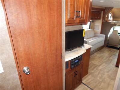 2016 Forest River SunSeeker 3170DS  Bunkhouse - Photo 46 - Angola, IN 46703