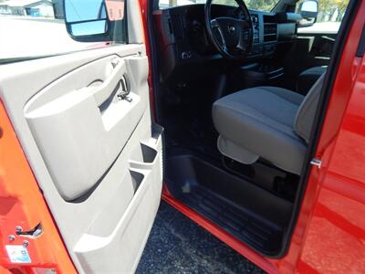 2017 Chevrolet Express LT 3500   - Photo 17 - Angola, IN 46703