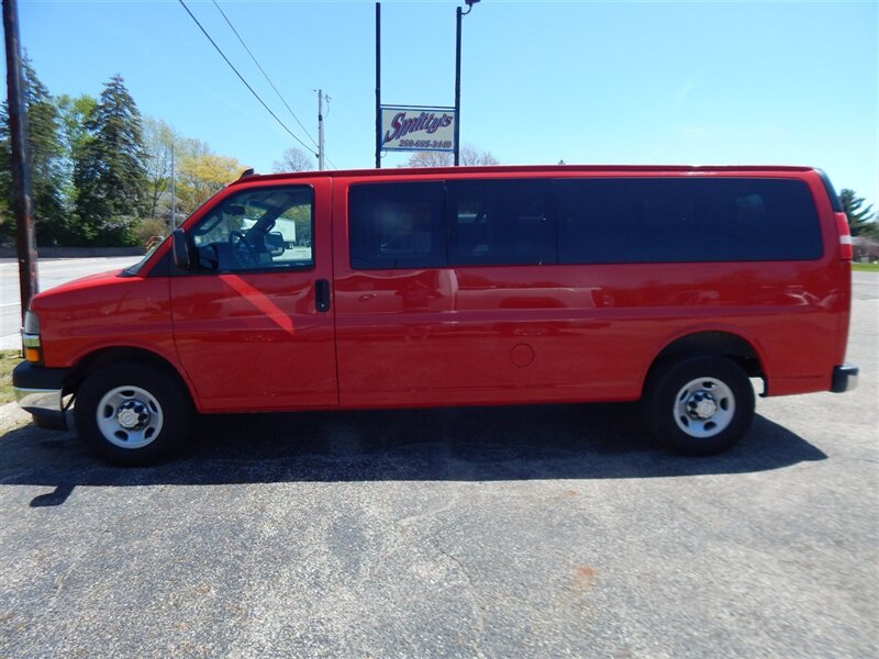 2017 Chevrolet Express LT 3500   - Photo 1 - Angola, IN 46703