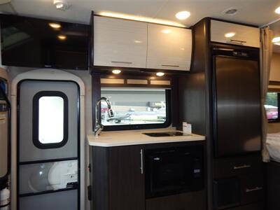 2018 Thor Compass 23TK  Diesel - Photo 39 - Angola, IN 46703