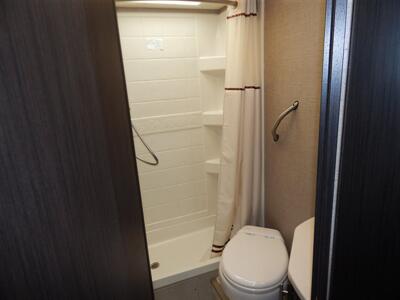 2018 Thor Compass 23TK  Diesel - Photo 42 - Angola, IN 46703