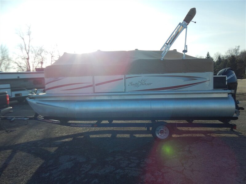2009 Sunchaser 818 CR/FH  