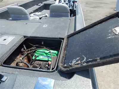 1983 ASTROGLASS Runabout Bass Boat   - Photo 11 - Angola, IN 46703