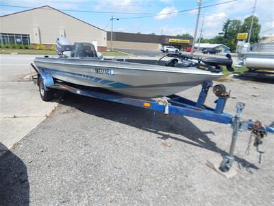 1983 ASTROGLASS Runabout Bass Boat   - Photo 1 - Angola, IN 46703