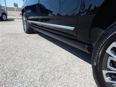 2022 GMC Yukon XL Denali   - Photo 11 - Angola, IN 46703