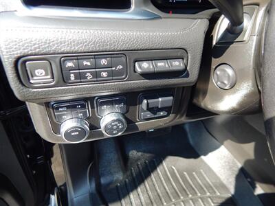 2022 GMC Yukon XL Denali   - Photo 34 - Angola, IN 46703