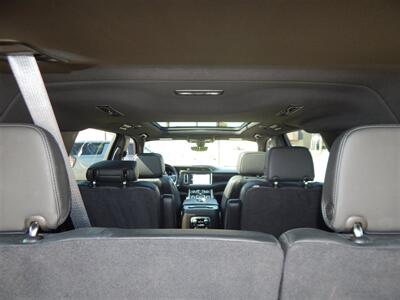 2022 GMC Yukon XL Denali   - Photo 19 - Angola, IN 46703