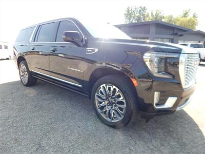 2022 GMC Yukon XL Denali   - Photo 6 - Angola, IN 46703