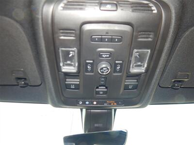 2022 GMC Yukon XL Denali   - Photo 42 - Angola, IN 46703