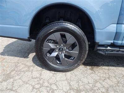 2023 Ford F-150 Lightning  Lariat - Photo 12 - Angola, IN 46703