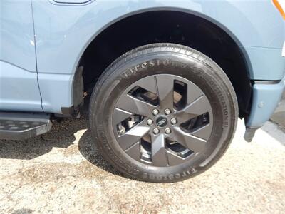 2023 Ford F-150 Lightning  Lariat - Photo 11 - Angola, IN 46703