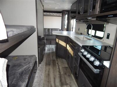 2023 Grand Design Transcend Xplor 23BH   - Photo 22 - Angola, IN 46703