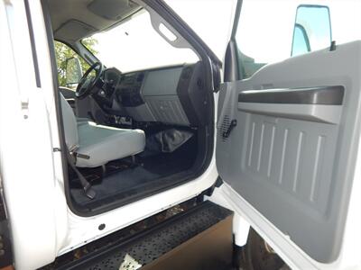 2017 FORD F-750 Super duty  Box Truck - Photo 9 - Angola, IN 46703