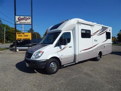 2014 Winnebago View Profile 24G   - Photo 3 - Angola, IN 46703