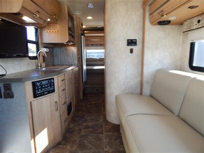 2014 Winnebago View Profile 24G   - Photo 28 - Angola, IN 46703