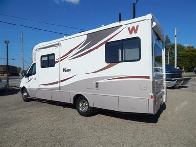 2014 Winnebago View Profile 24G   - Photo 2 - Angola, IN 46703