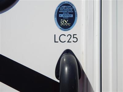 2022 Thor Quantum LC25   - Photo 12 - Angola, IN 46703