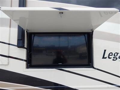 2015 Forest River Legacy 360RB  SR340 - Photo 14 - Angola, IN 46703