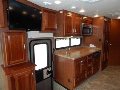 2015 Forest River Legacy 360RB  SR340 - Photo 45 - Angola, IN 46703