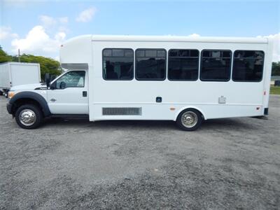 2016 FORD F-450 Super Duty StarTrans SE  20 passengers - Photo 1 - Angola, IN 46703