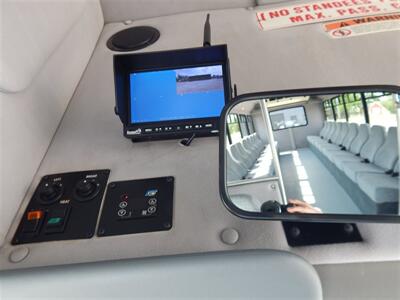 2016 FORD F-450 Super Duty StarTrans SE  20 passengers - Photo 25 - Angola, IN 46703