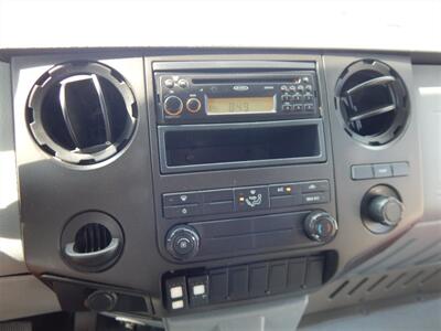 2016 FORD F-450 Super Duty StarTrans SE  20 passengers - Photo 23 - Angola, IN 46703