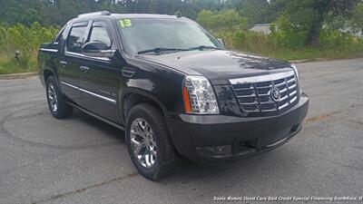 2013 Cadillac Escalade Premium   - Photo 3 - Smithfield, NC 27577